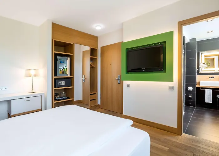 Hotel Nh Frankfurt Messe 4*